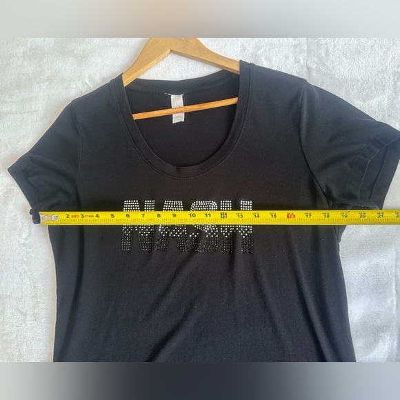 Nashville rhinestone “Nash” large tshirt. Super soft. Like new - Picture 7 of 8